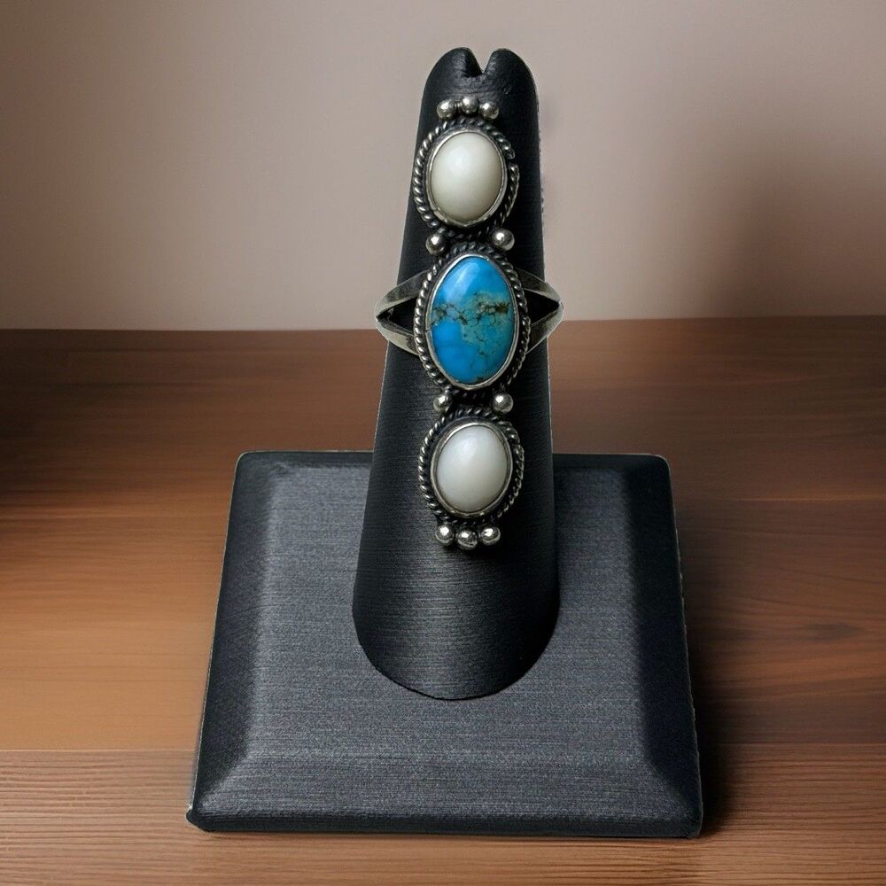 Vintage Native Size 7 Turquoise & Mop Statement Sterling Silver Ring